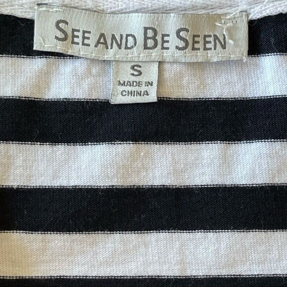 See and Be Seen Striped Top with Tassel Trim - S - Picture 4 of 10